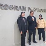 Jurusan megister Pasca Sarjana Merasa Harus Berlari Menyelesaikan Tesis